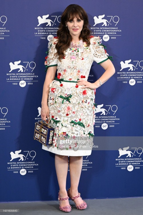 VENICE, ITALY - SEPTEMBER 07: Zooey Deschanel attends the photocall for "Dreamin' Wild" at the 79th 